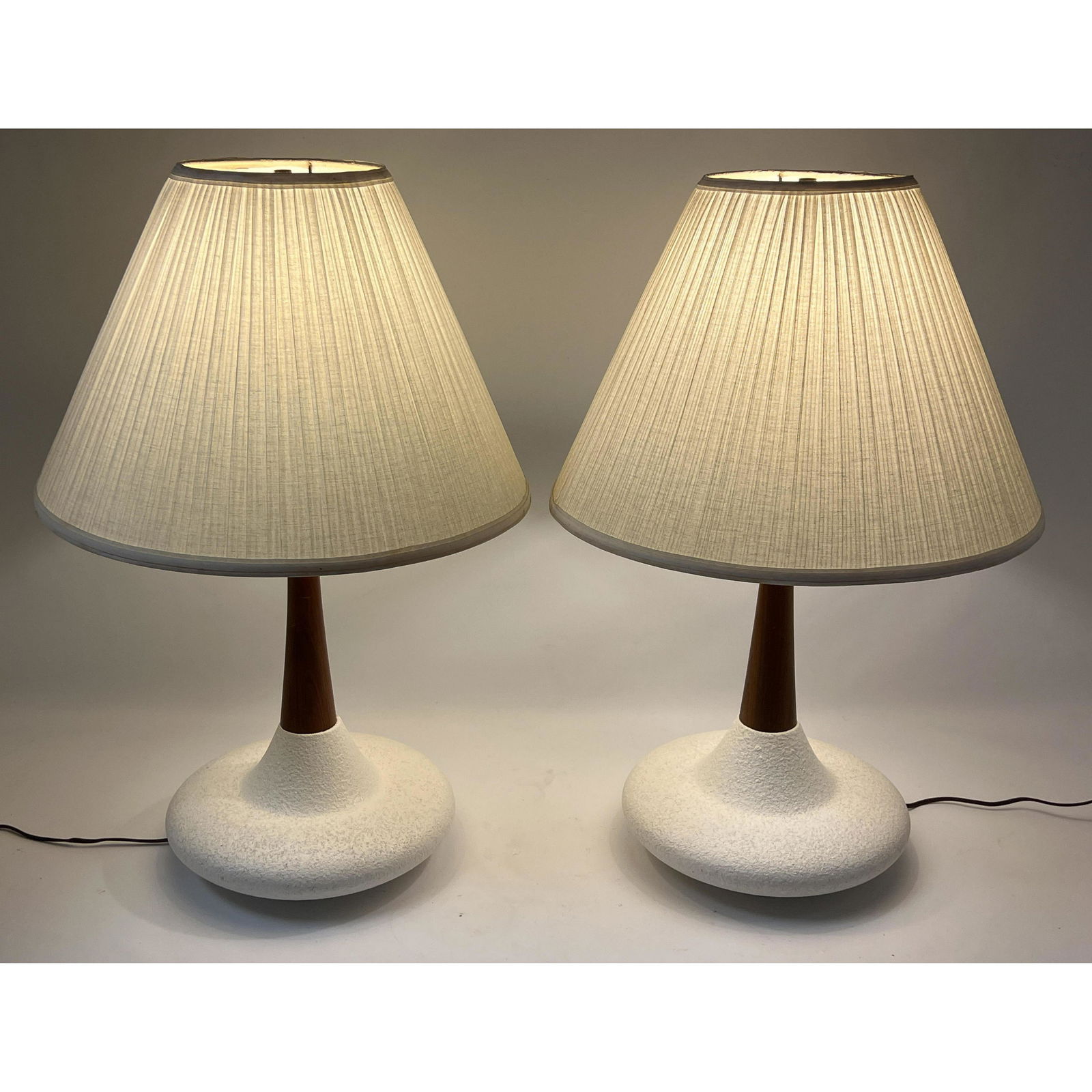 Pair 50s Modern Table Lamps. White pottery and walnut stems. (1 of 18)