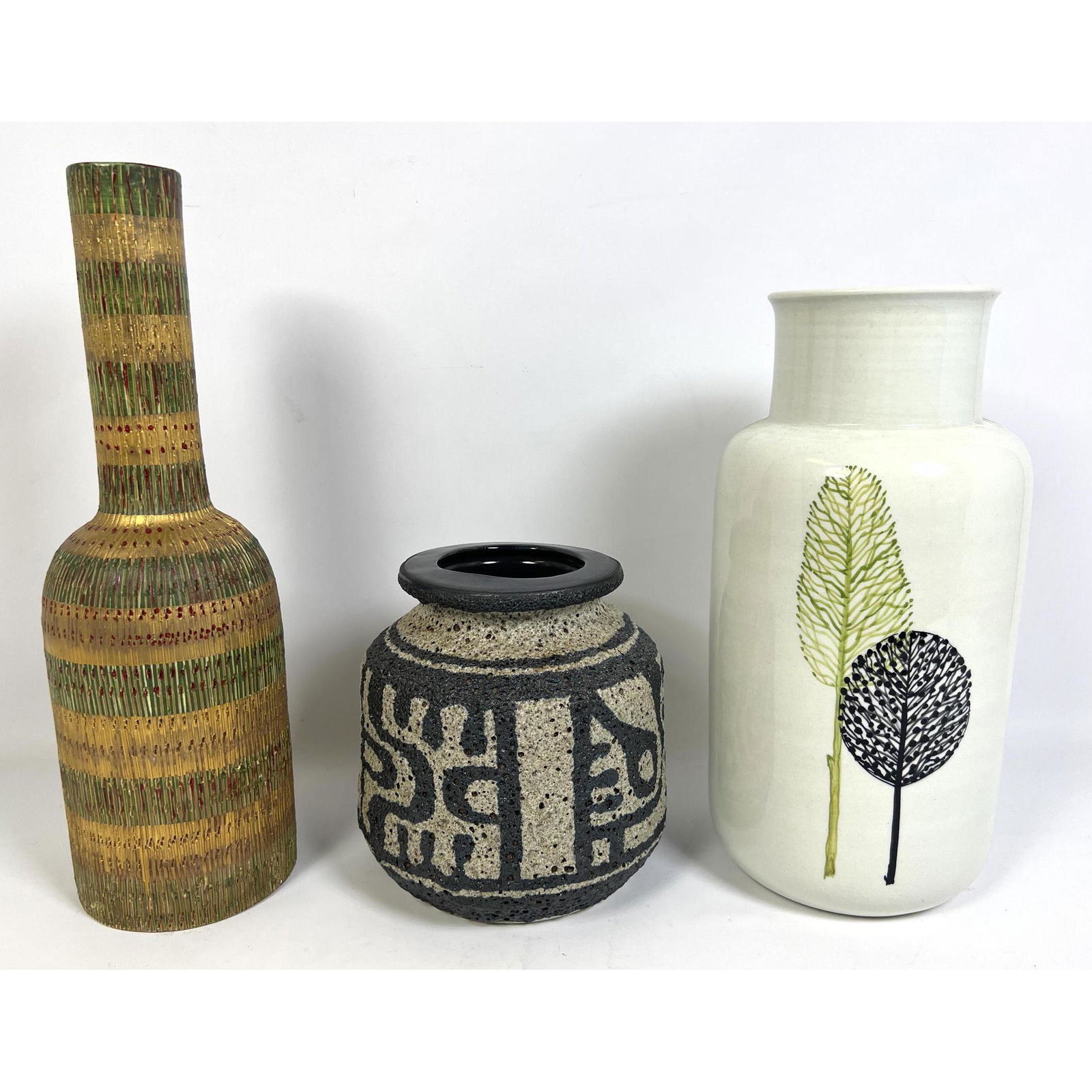 3pc Modernist Art Pottery Lot. RAYMOR Italian Vase. LAPID, Israel Vase. Tall Bottle Form ITALIAN Vas (1 of 8)