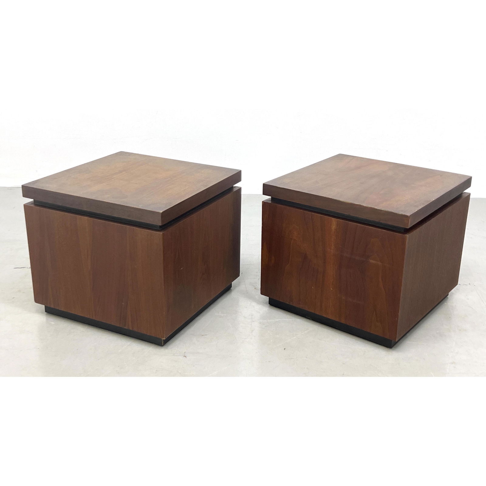 Pair American Modern Walnut Cube Side Tables. (1 of 11)
