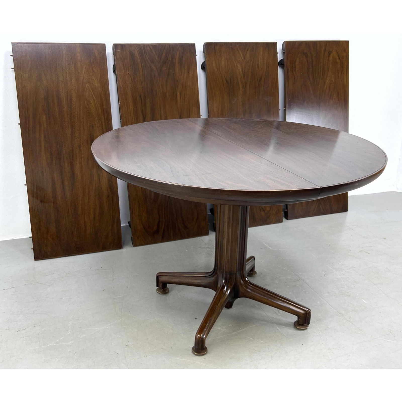 Mid Century Modern  Dining Table.  Stylish Organic Pedestal Base with Four Extended Legs. Large bras (1 of 12)