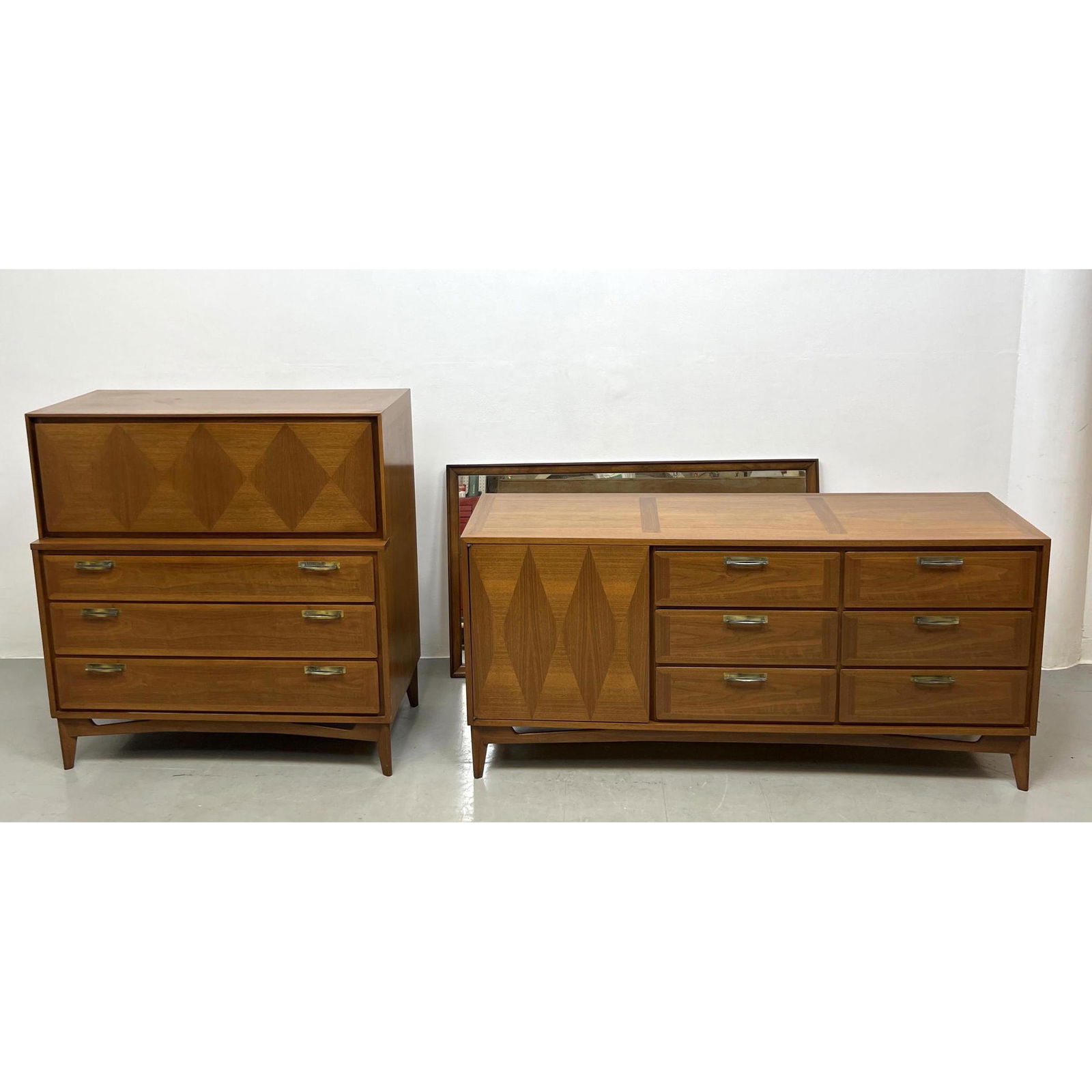 3pc American Modern Bedroom Set.  High and Low Dresser with Mirror.  Diamond pattern front. (1 of 15)