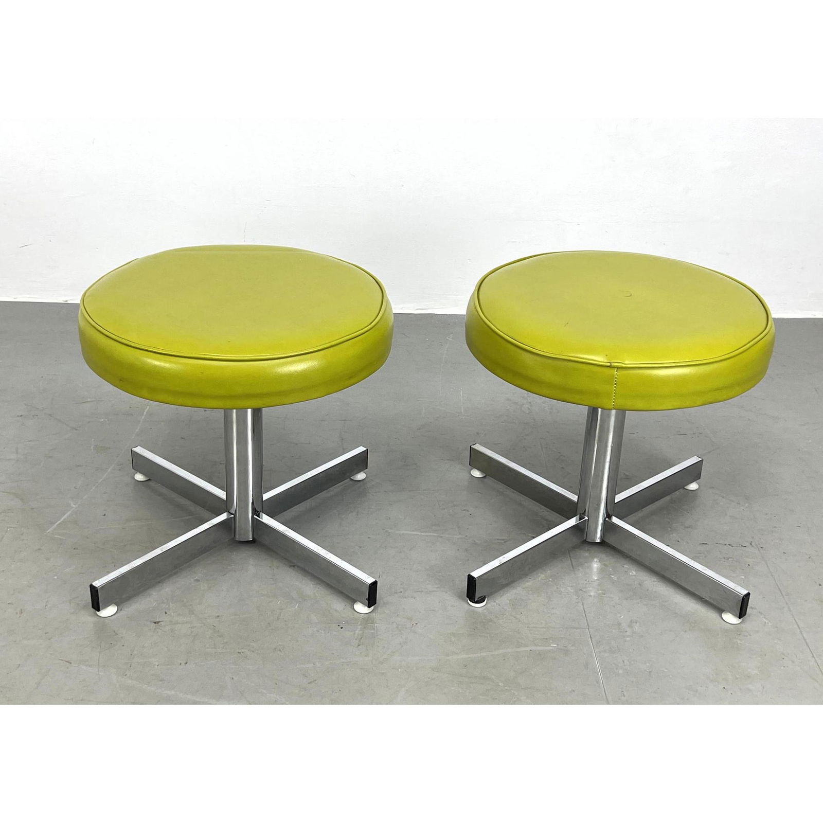Pr JANSKO of CALIF Chrome Pedestal Stools. Lime Green Vinyl. Label. (1 of 11)