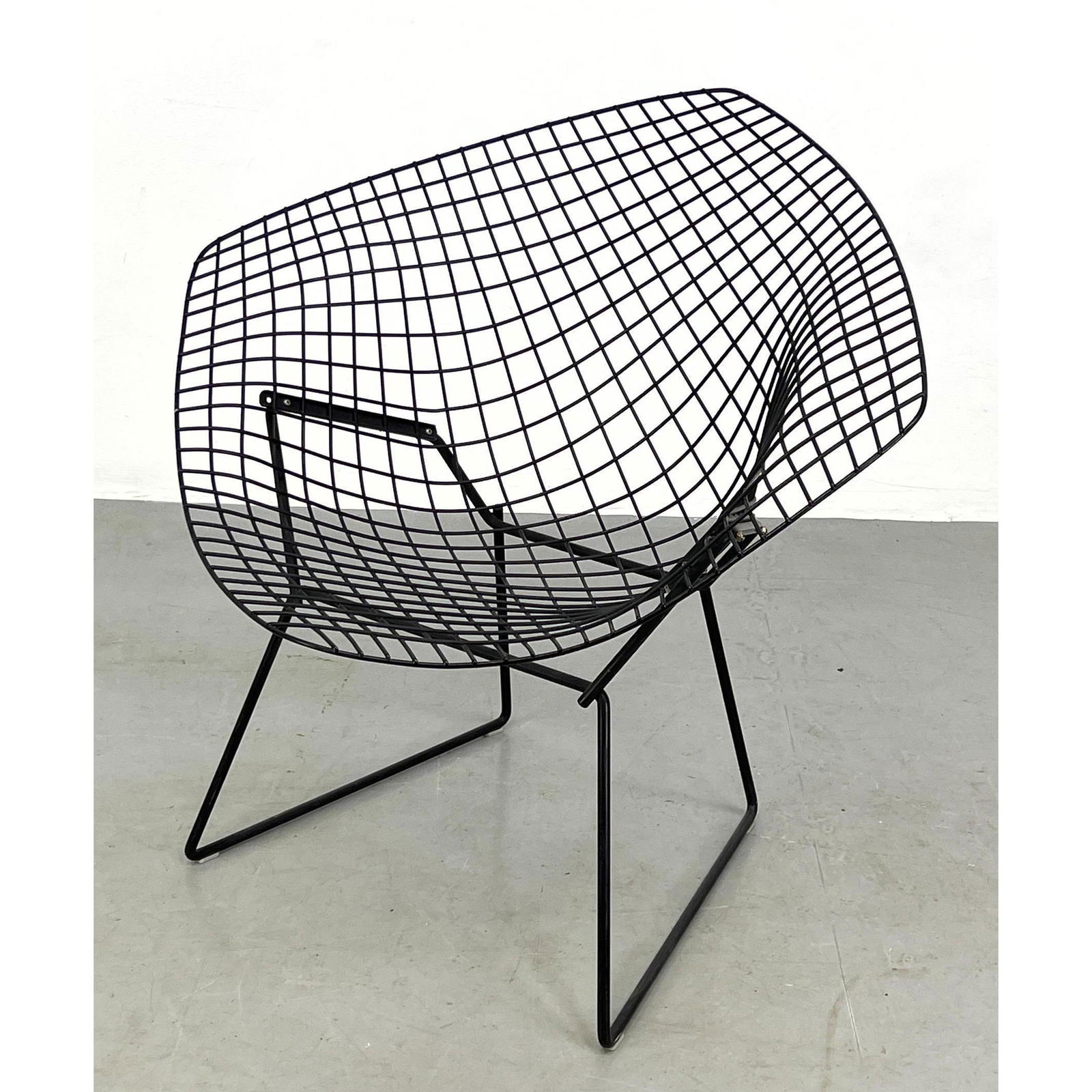 Harry Bertoia Diamond Chair. Knoll. (1 of 5)