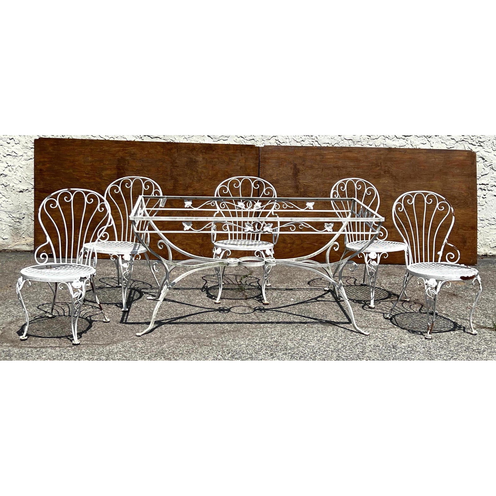 6pc Painted White Iron Outdoor Dining Set. Large Dining Table. 5 Chairs including 1 Arm Chair. Garde (1 of 10)