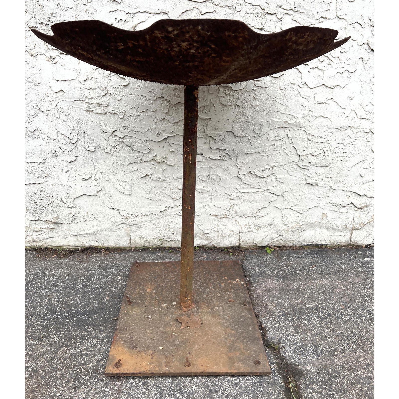 Mid Century Modern Wrought Iron Bird bath (1 of 5)