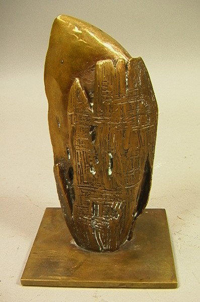Eli Ilan 2/X 75 Bronze sculpture. Abstract Form.: Eli Ilan 2/X 75 Bronze sculpture. Abstract Form. Signed.-- Dimensions: H: 6.75 inches: W: 4 inches: D: 4 inches --- Condition (General): Very Good Condition. Please contact us with specific questions 