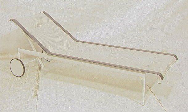 RICHARD SCHULTZ Chaise Lounge. AS NEW CONDITION.: RICHARD SCHULTZ Chaise Lounge. AS NEW CONDITION. Original Retail Price $3800. Richard Schultz Metal Tag. -- Dimensions: H: 27 inches: D: 26 inches: L: 76 inches --- Condition (General): AS NEW CONDITI