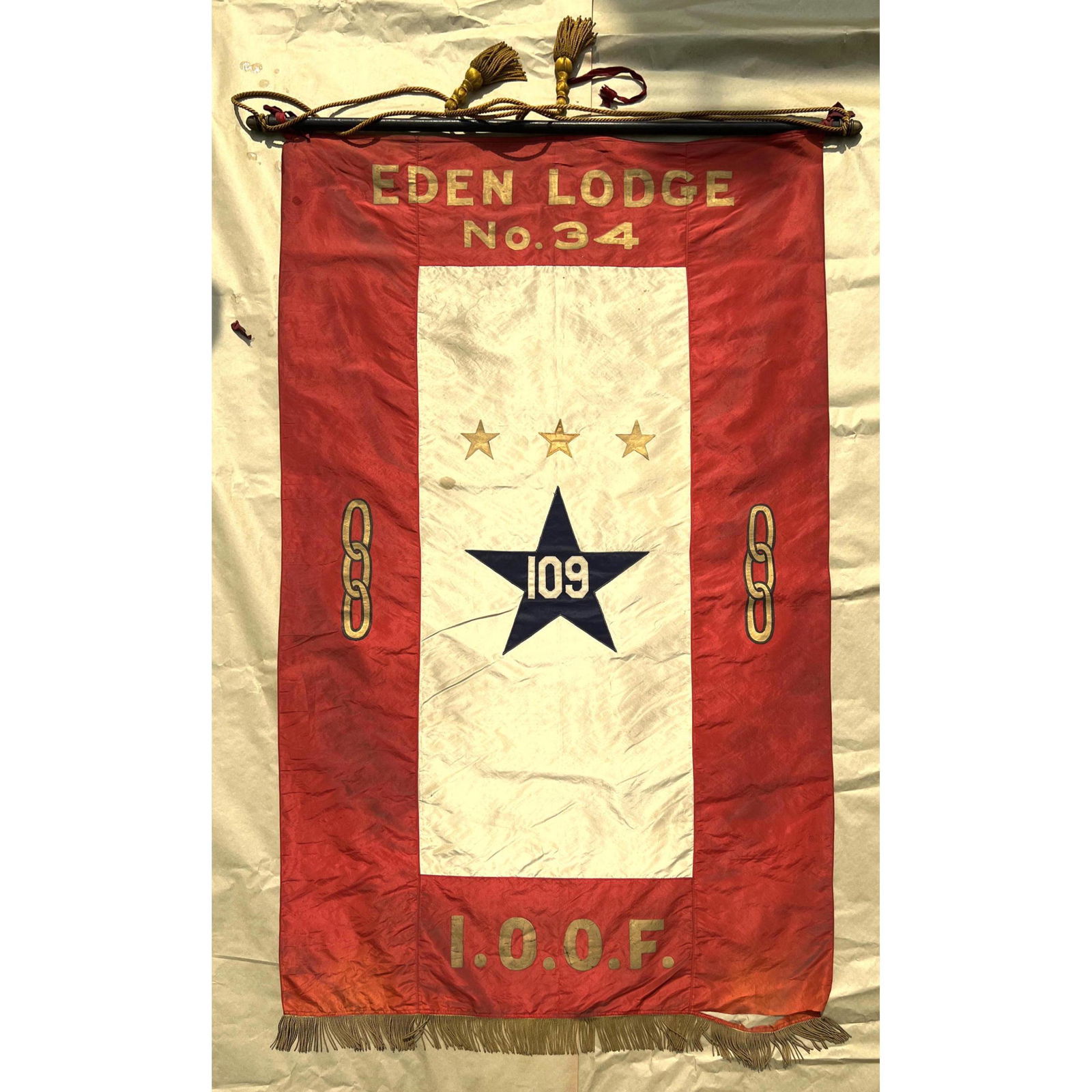 large Red silk banner 109 Odd Fellows Eden Lodge Wilmington DE (1 of 11)