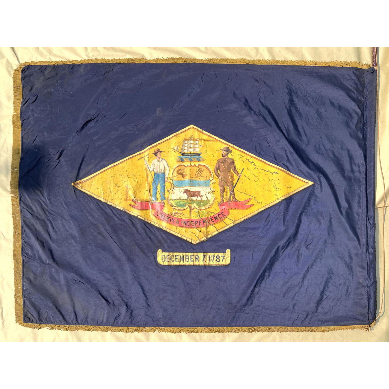 Early Delaware state flag from Odd Fellows Eden Lodge Wilmington DE (1 of 10)