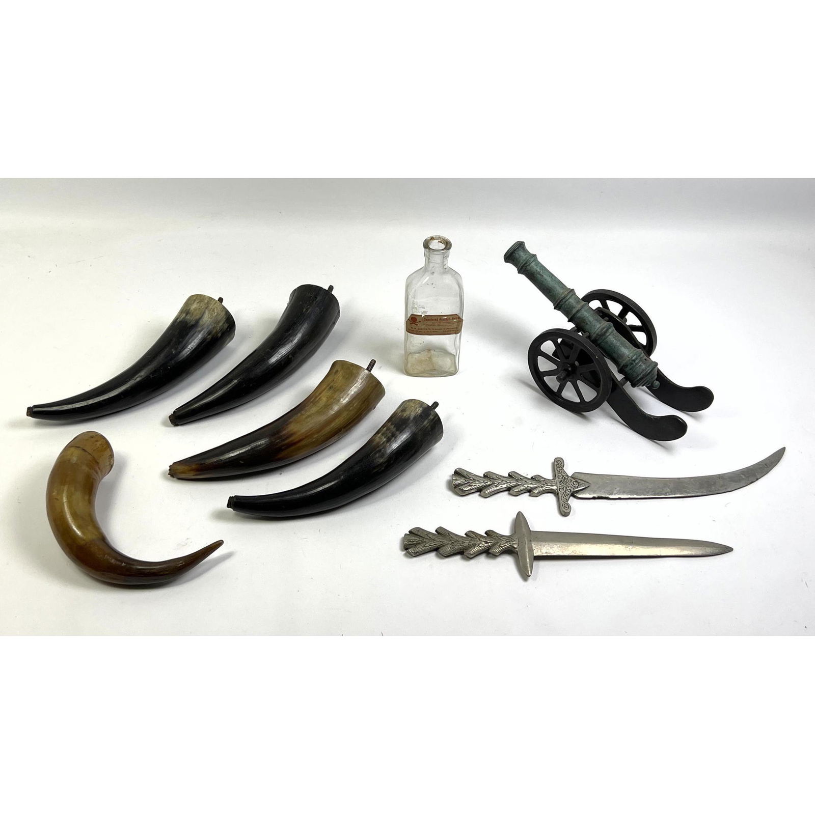 5 horns 2 daggers and bottle Odd Fellows Eden lodge Wilmington Delaware from Odd Fellows Eden lodge (1 of 9)