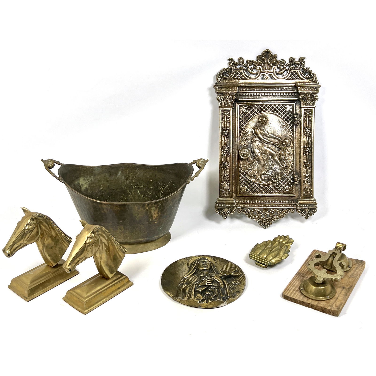7pc Metal Lot. Brass  Horse Bookends. Ice bucket. Door knockers. Religious plaque. Etc. (1 of 20)
