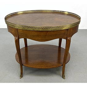 Vintage BAKER Oval Mahogany Side Table. Brass Gallery Trim. Ormolu foot details. Metal Baker tag (1 of 12)