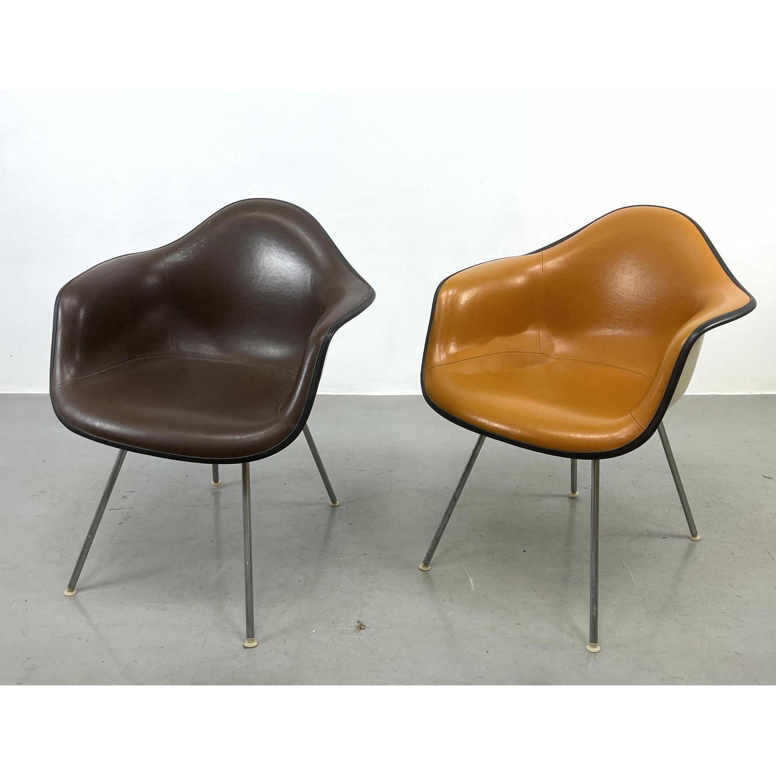 Pr CHARLES EAMES for HERMAN MILLER Shell Lounge Chairs. Brown  and Orange slipcovers on fiberglass s (1 of 15)