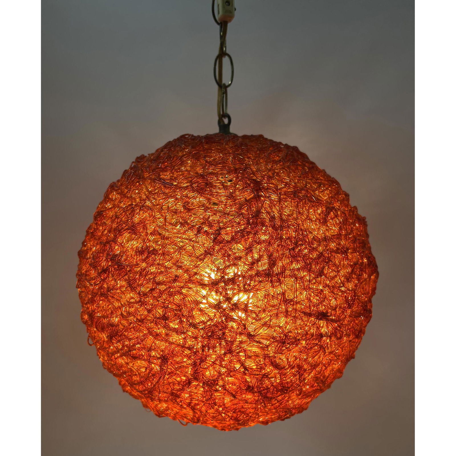 Mid Century Modern Red spaghetti lamp. Spun fiberglass. (1 of 8)
