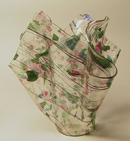 Studio Fused Glass Handkerchief Vase. Signed and: Studio Fused Glass Handkerchief Vase. Signed and dated 93-- Dimensions: H: 12 inches: W: 12 inches --- Condition (General): Very Good Condition. Please contact us with specific questions about conditi