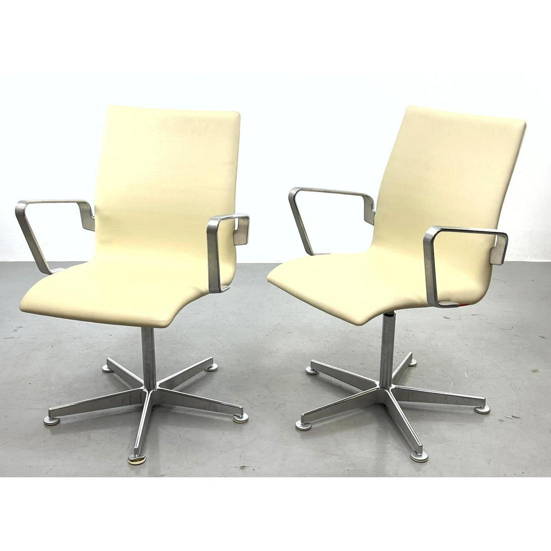 Pr ARNE JACOBSEN for FRITZ HANSEN Desk Chairs. Shorter back Oxford Office Chairs. Cream Leather. Rep (1 of 10)