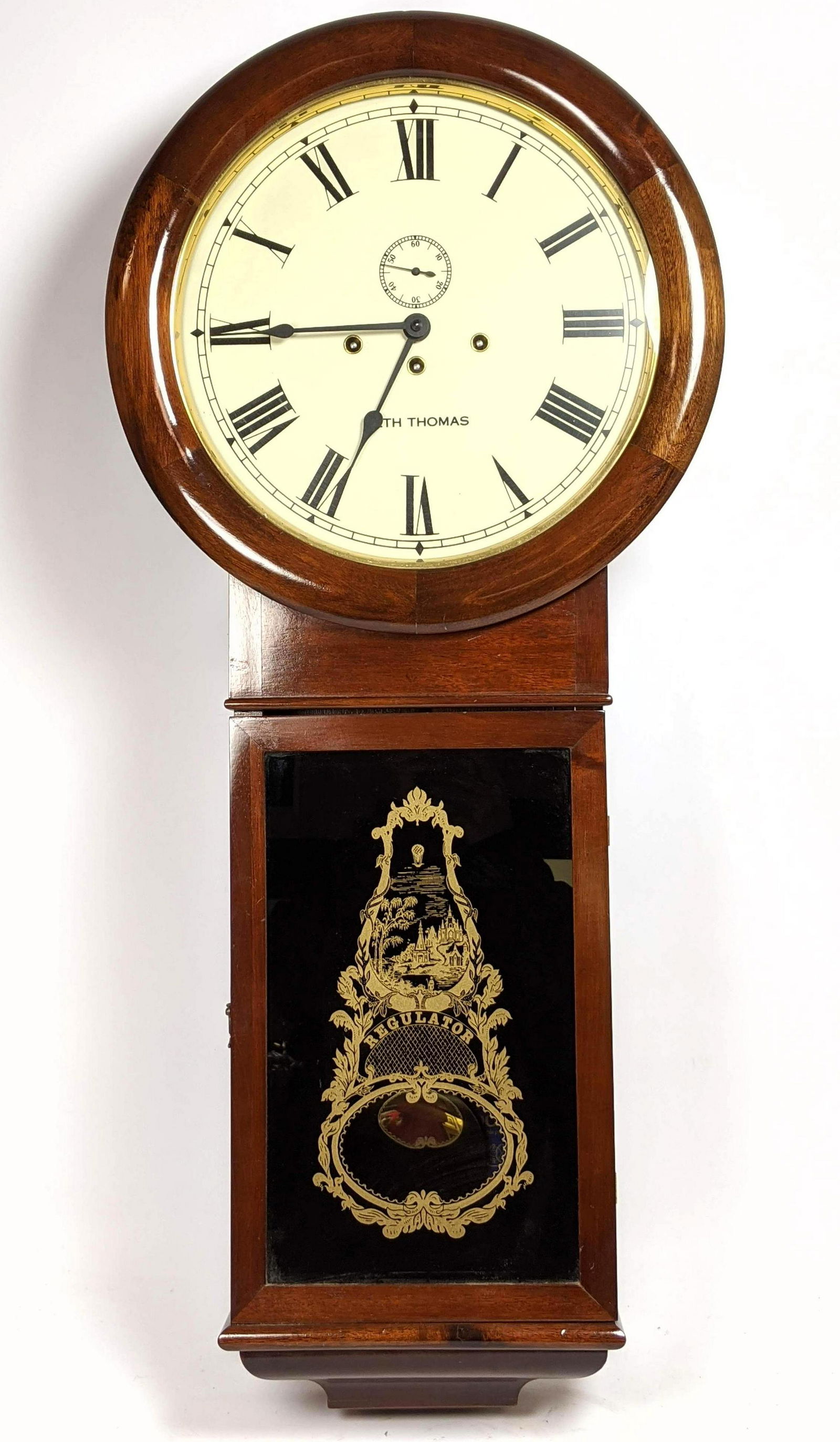 SETH THOMAS Regulator Wall Hanging Key Wind Clock. (1 of 16)