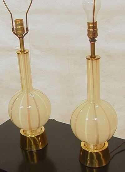Pair Decorator Italian Glass Table Lamps.: Pair Decorator Italian Glass Table Lamps.-- Dimensions: H: 17 inches --- Condition (General): Chip to glass by base. Please contact us with specific questions about condition, not visible in the photo