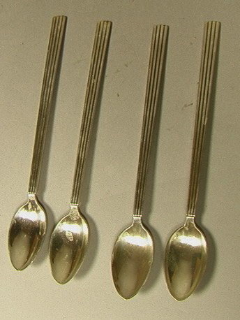 4Pcs Bernadotte Georg Jensen Tea Spoons Sterling.: 4Pcs Bernadotte Georg Jensen Tea Spoons Sterling. 5oz-- Dimensions: : L: 7.25 inches--- Weight: 5 Troy ozs. ---- --- Please contact us with specific questions about condition, not visible in the photo