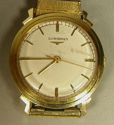14K Gold LONGINES Mans Watch. Wristwatch.: 14K Gold LONGINES Mans Watch. Wristwatch. -- Dimensions: --- Condition (General): Few scratches to crystal Please contact us with specific questions about condition, not visible in the photos. --- US