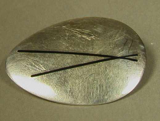 Hans Hansen Sterling Denmark Pin. Black Inlay. 1: Hans Hansen Sterling Denmark Pin. Black Inlay. 112E1.-- Dimensions: H: 1.25 inches: W: 1.5 inches --- Please contact us with specific questions about condition, not visible in the photos. --- US Shipp