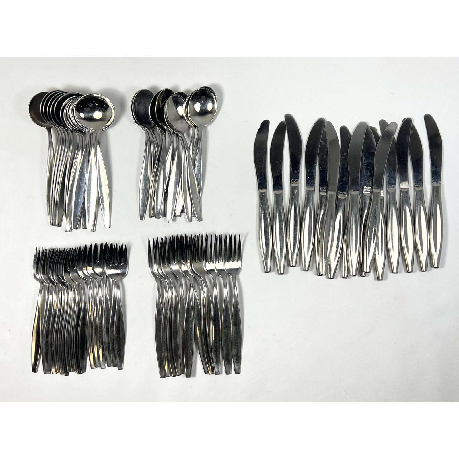 George Nelson for Carver Hall Leisure Flatware: George Nelson for Carver Hall Leisure Flatware --- US Shipping charge: $35 Plus insurance at a rate of $1 per hundred.We offer curbside delivery to NYC, Manhattan, Close Brooklyn, Hoboken about a week
