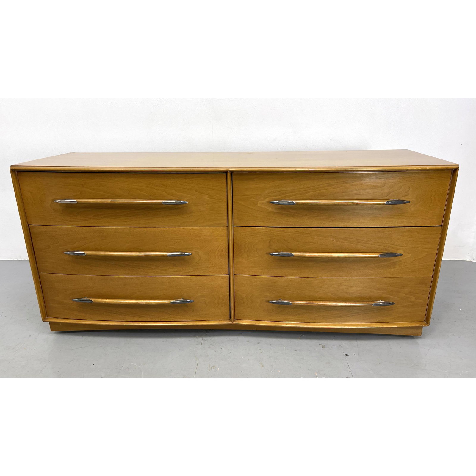 TH ROBSJOHN-GIBBINGS Low Chest Dresser. Widdicomb. (1 of 13)