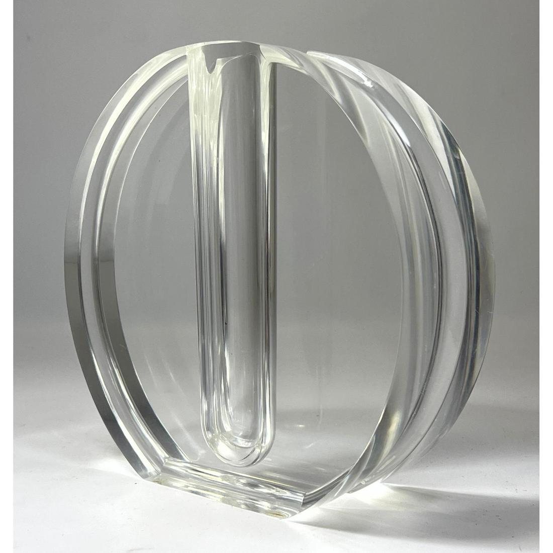 Modernist Lucite Round Form Flower Vase. (1 of 6)