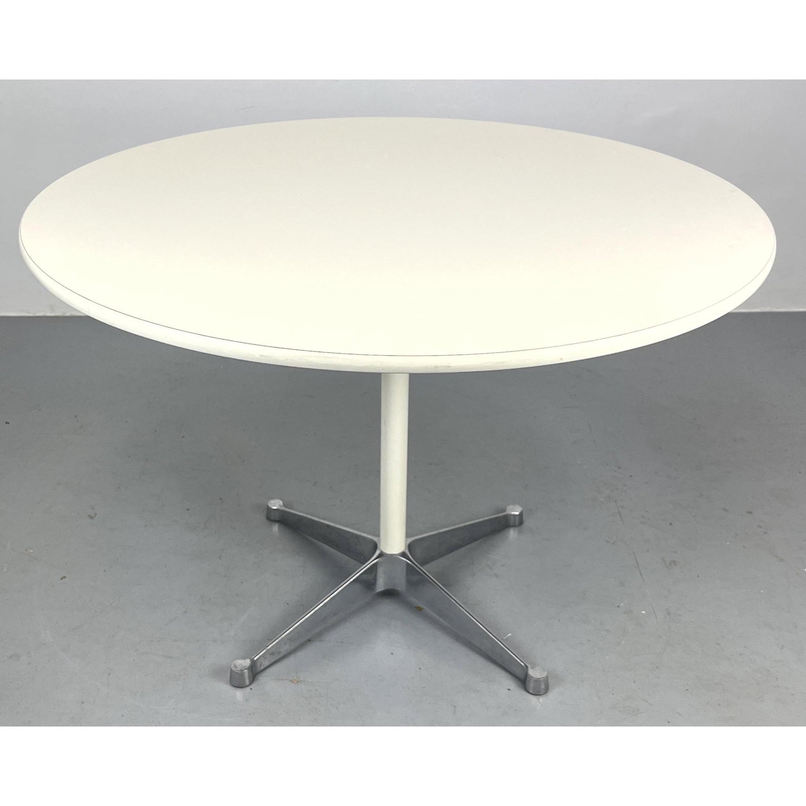 Charles Eames for Herman Miller round dining table (1 of 8)