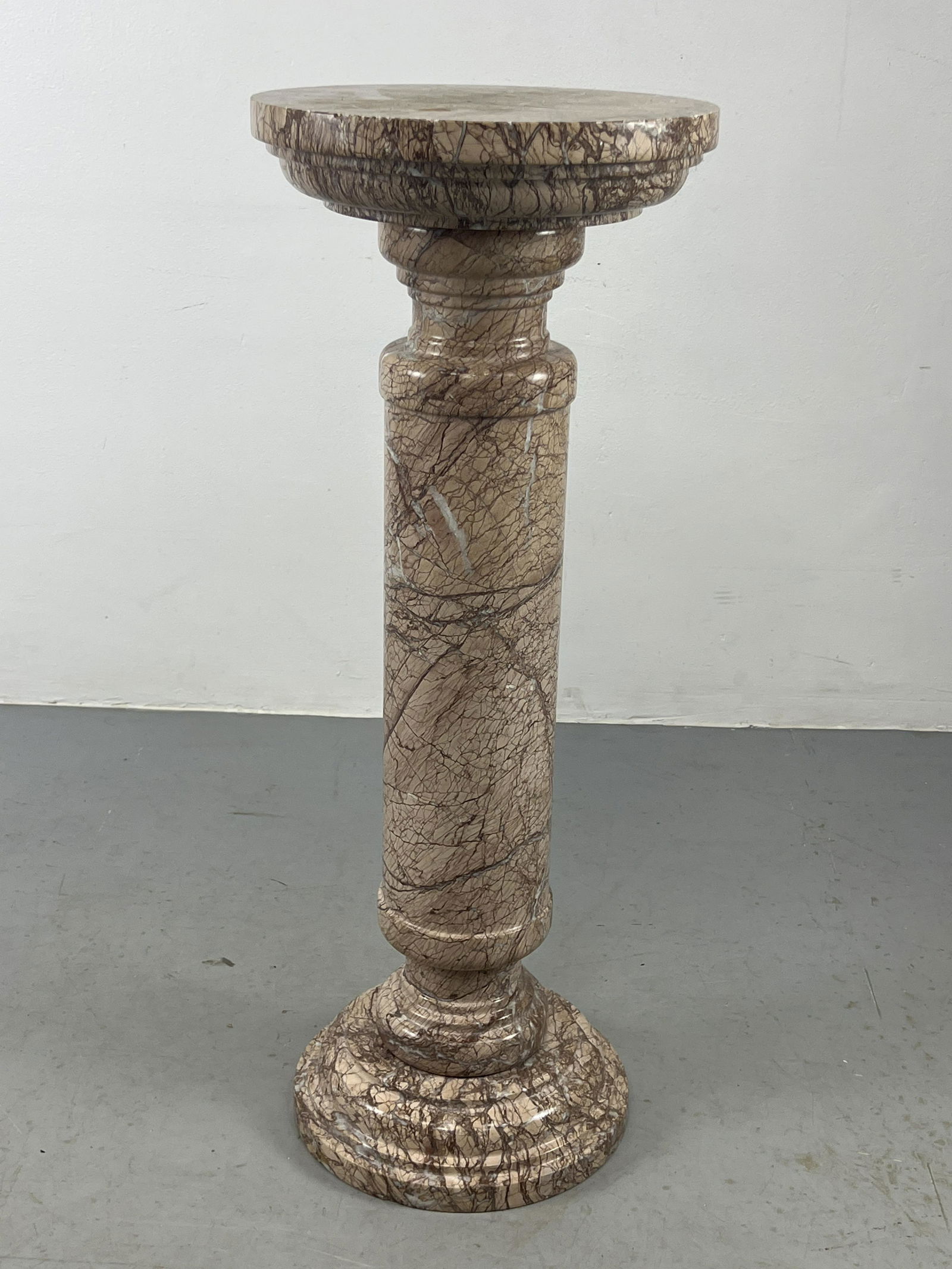 Natural Stone Display Pedestal Column. (1 of 9)