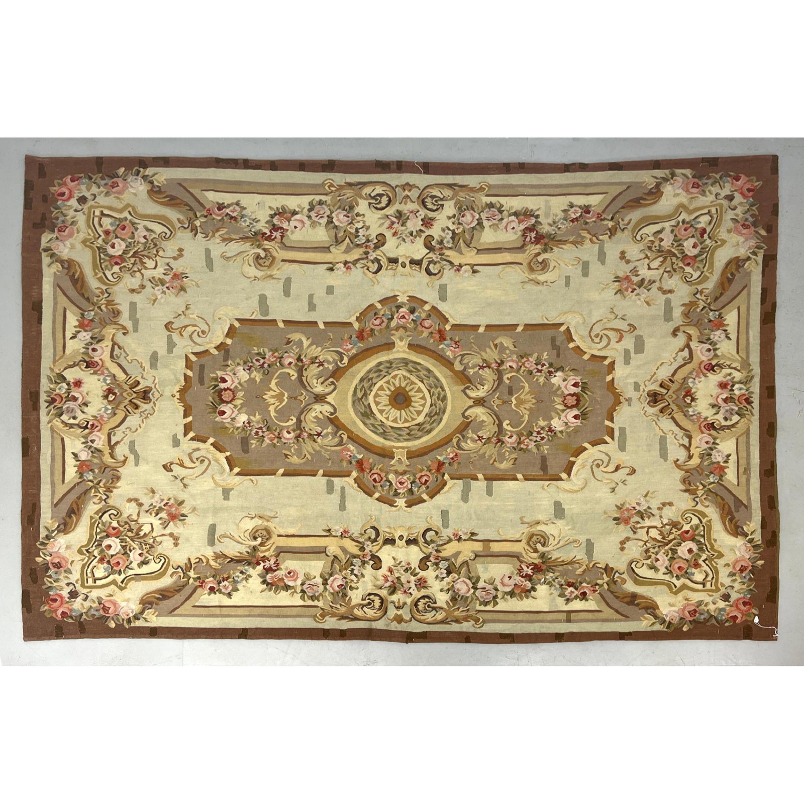 9'1" x 11'8" Aubusson style Rug. Floral. Lined.: 9'1" x 11'8" Aubusson style Rug. Floral. Lined. Dimensions: H: 110 inches: W: 142 inches ---