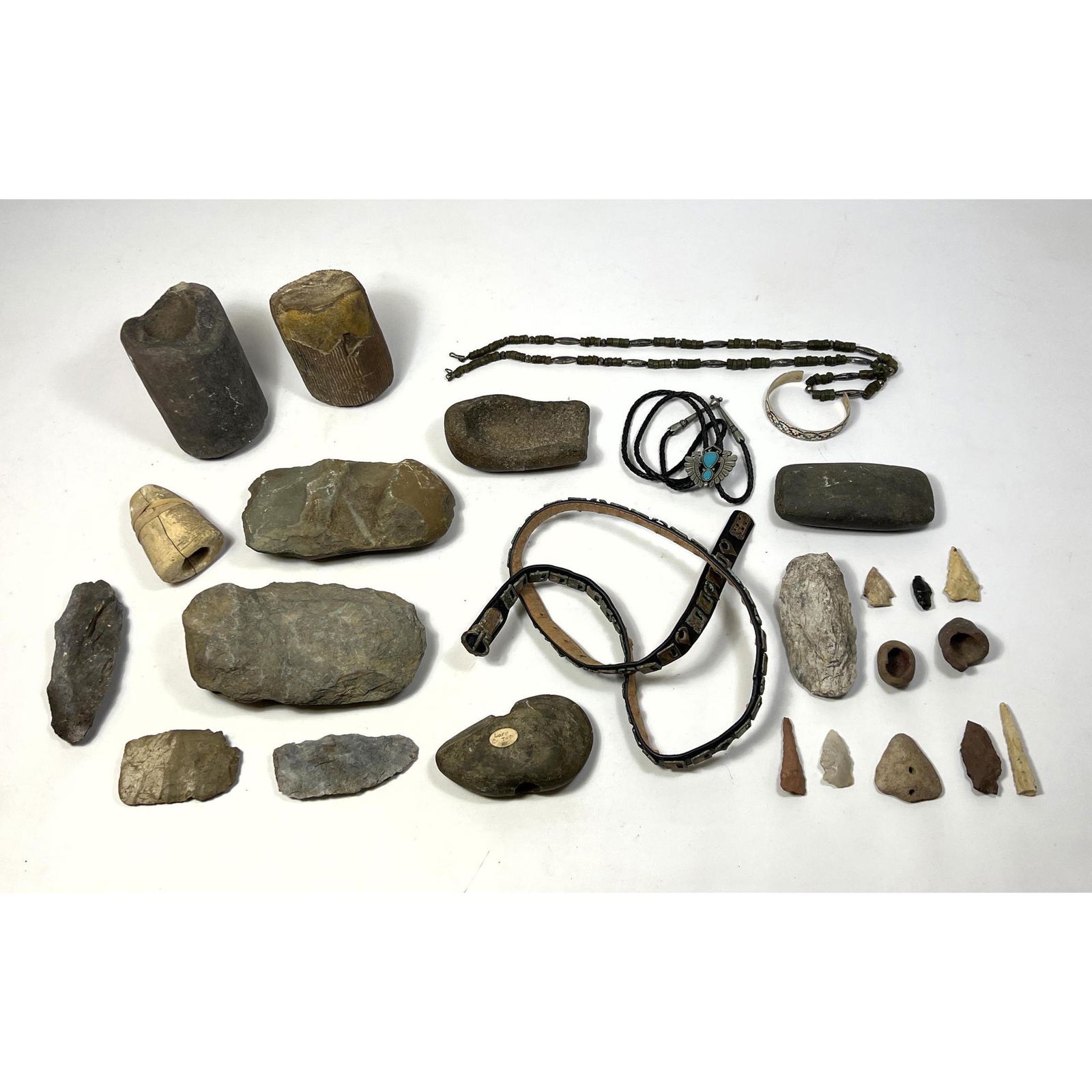 Rocks, Arrowheads. Stone Tools, etc Lot. Plues 4 Pieces Jewelry. Necklace, Belt, Bolo.  Bracelet mar (1 of 20)