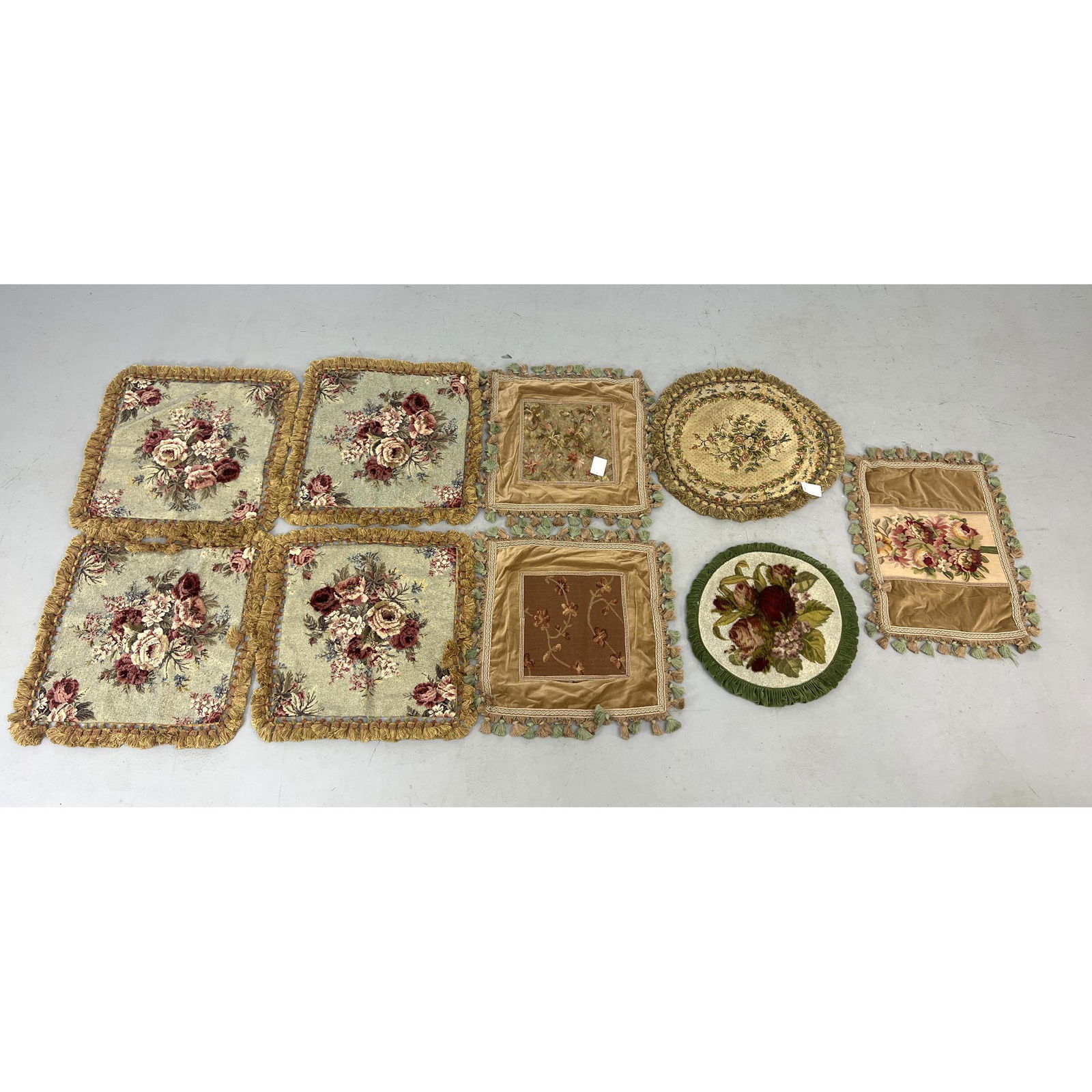 9pcs Lot Vintage pillows in addition Aubusson and  needlepoint. Unused. New old stock. (1 of 12)