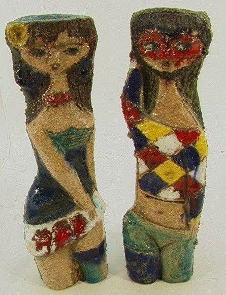 RAYMOR Fantoni Italy Figural Vases Lot 2. Woman &: RAYMOR Fantoni Italy Figural Vases Lot 2. Woman & Man. Very Colorful. Both Signed. 2 PCS. Dimensions: H: 12 inches Condition: Male in Excellent condition. Woman with flake to top edge. US Shipping cha