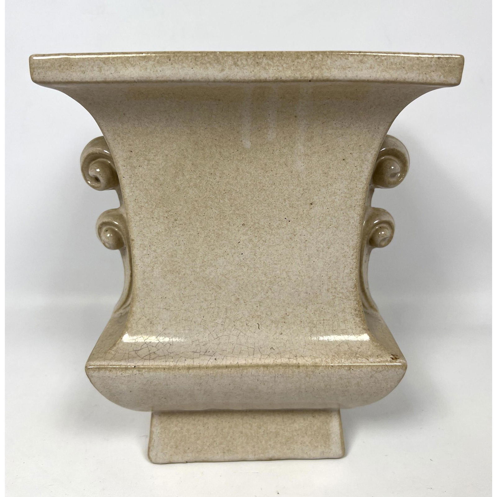 GALLOWAY Vintage Glazed Pottery Art Deco Vase. Stylish Faux handles. Marked: 972. (1 of 8)