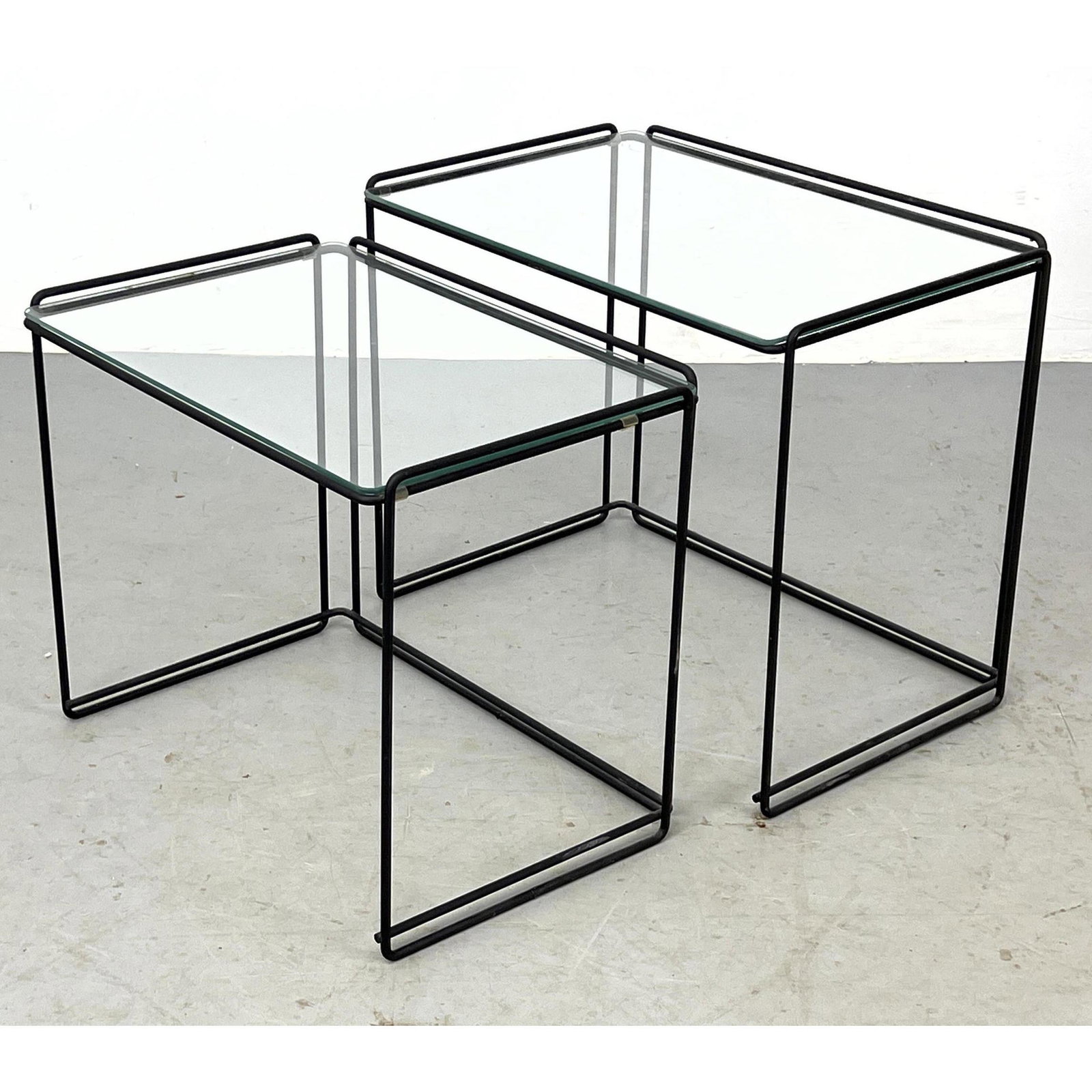 Max Sauze Isocele nesting tables minimalist design (1 of 7)