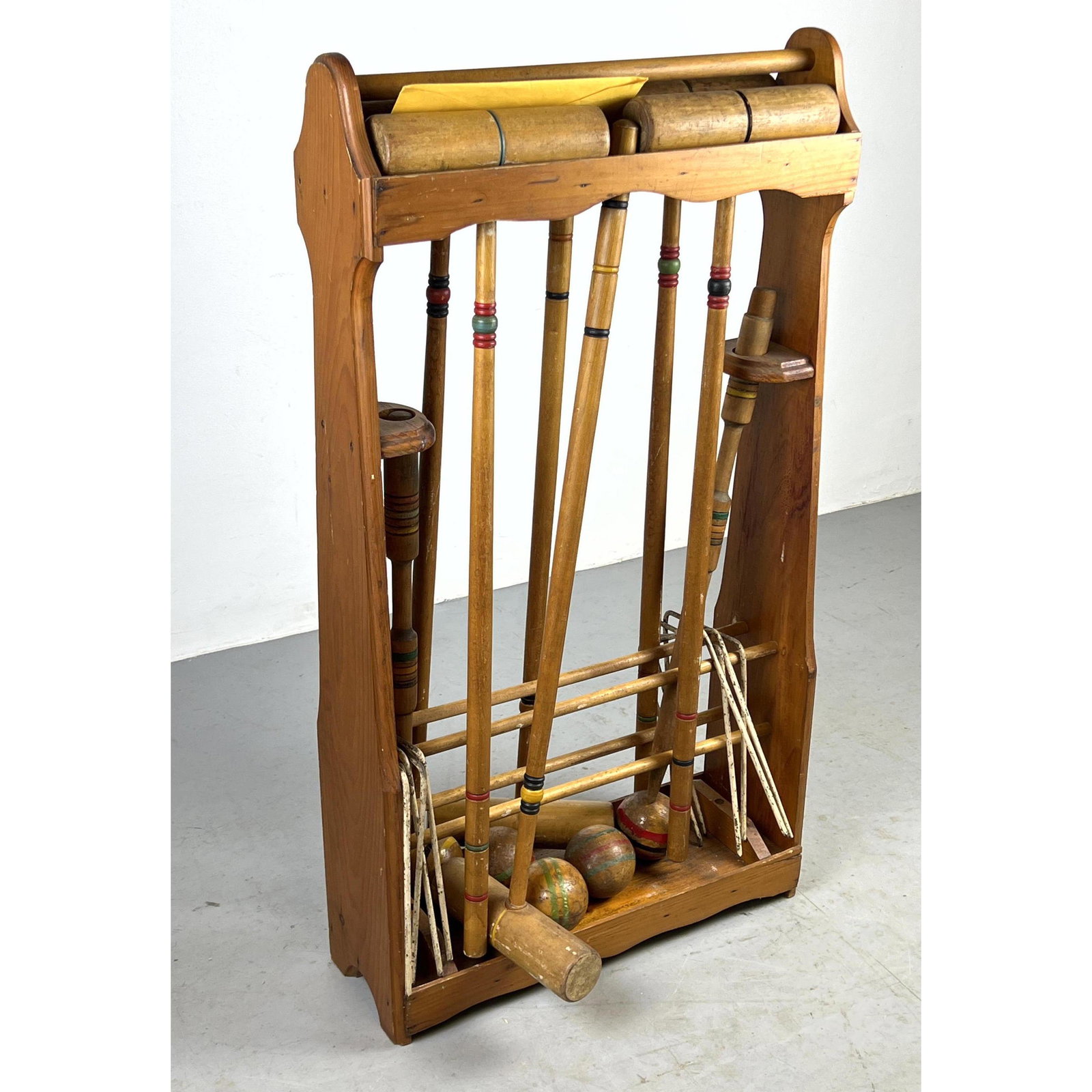 Vintage Croquet Set. Garden Lawn Toys. Games. (1 of 8)