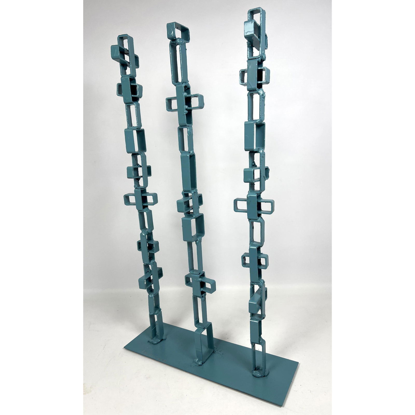 JOE SELTZER Welded and Turquoise Painted Metal Sculpture. Three Modernist Welded Loop Form Elements. (1 of 11)