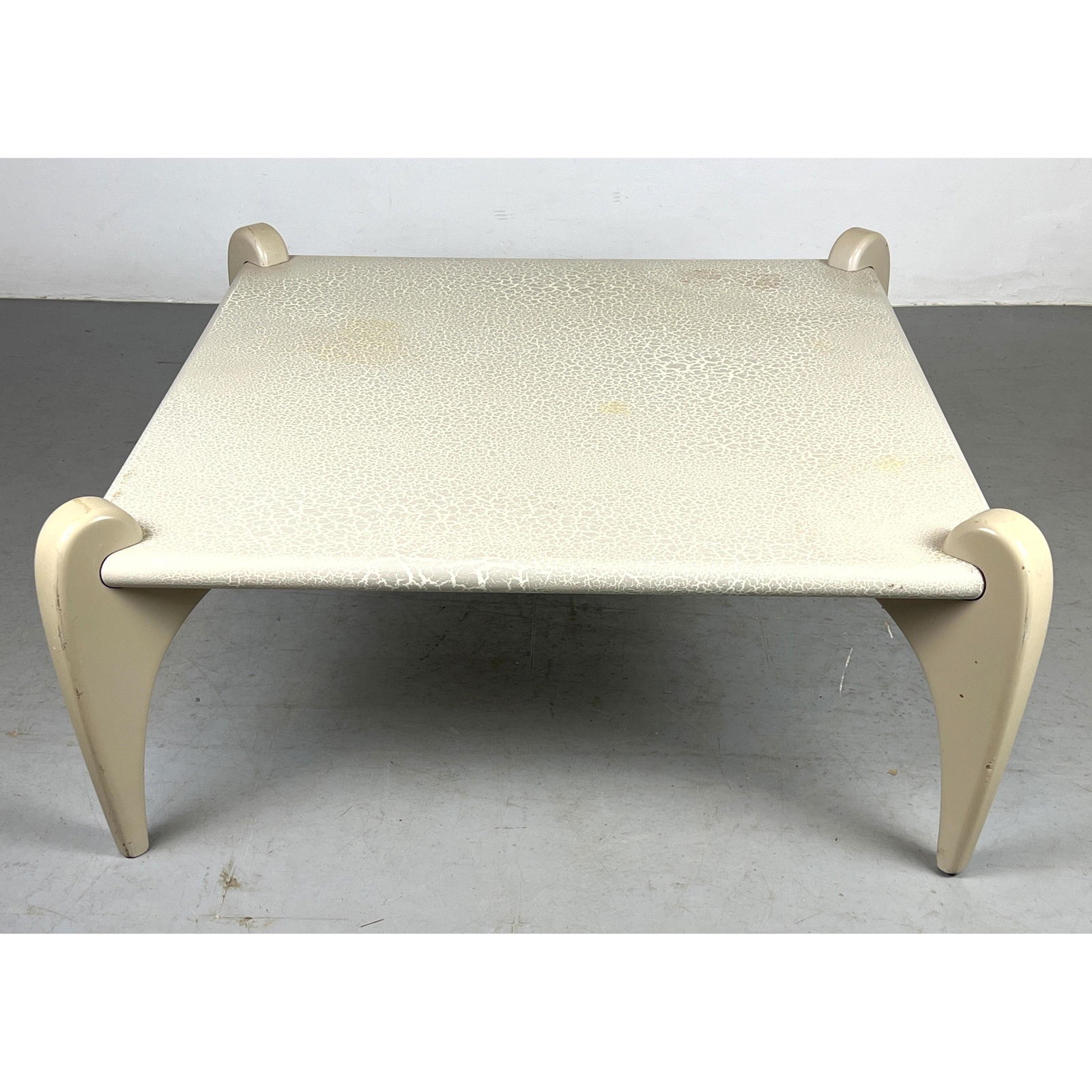 Post Modern coffee Table with Crackle Finish. (1 of 10)