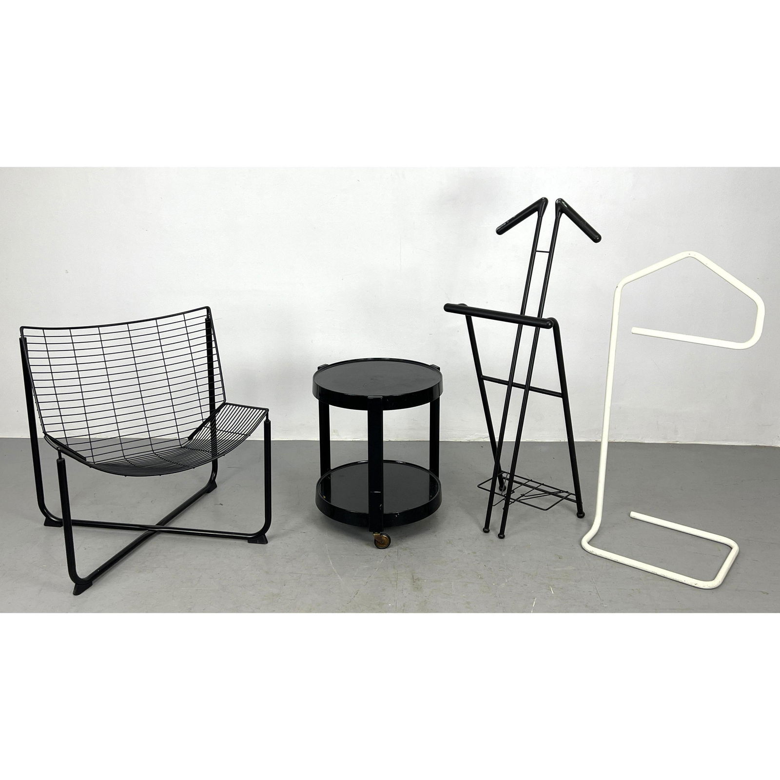 Mid Century Modern Lot. Bonaldo Casa Italy Black folding valet white tubular metal valet black wire (1 of 17)