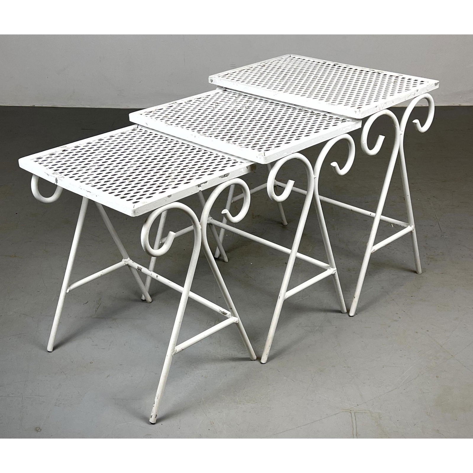 3pc Set Iron Diamond Mesh Tops Nesting Tables. Outdoor, Garden, patio. (1 of 8)