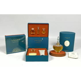 Collection LALIQUE perfume Bottles. LALIQUE French Crystal "Amour" Flacon Collection. Perfume Bottle (1 of 11)