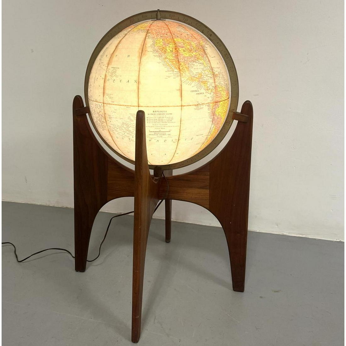 Light up World Globe by Adrian Pearsall for Craft Associates.  Walnut base. (1 of 7)