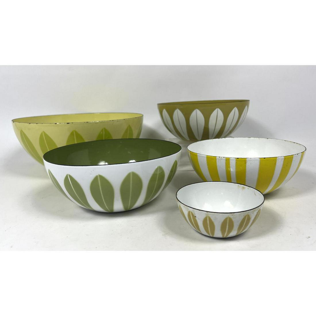 5pc CATHRINEHOLM Enamel Ware. 4 Lotus Bowls in different green designs. One Bold Yellow and White St (1 of 19)