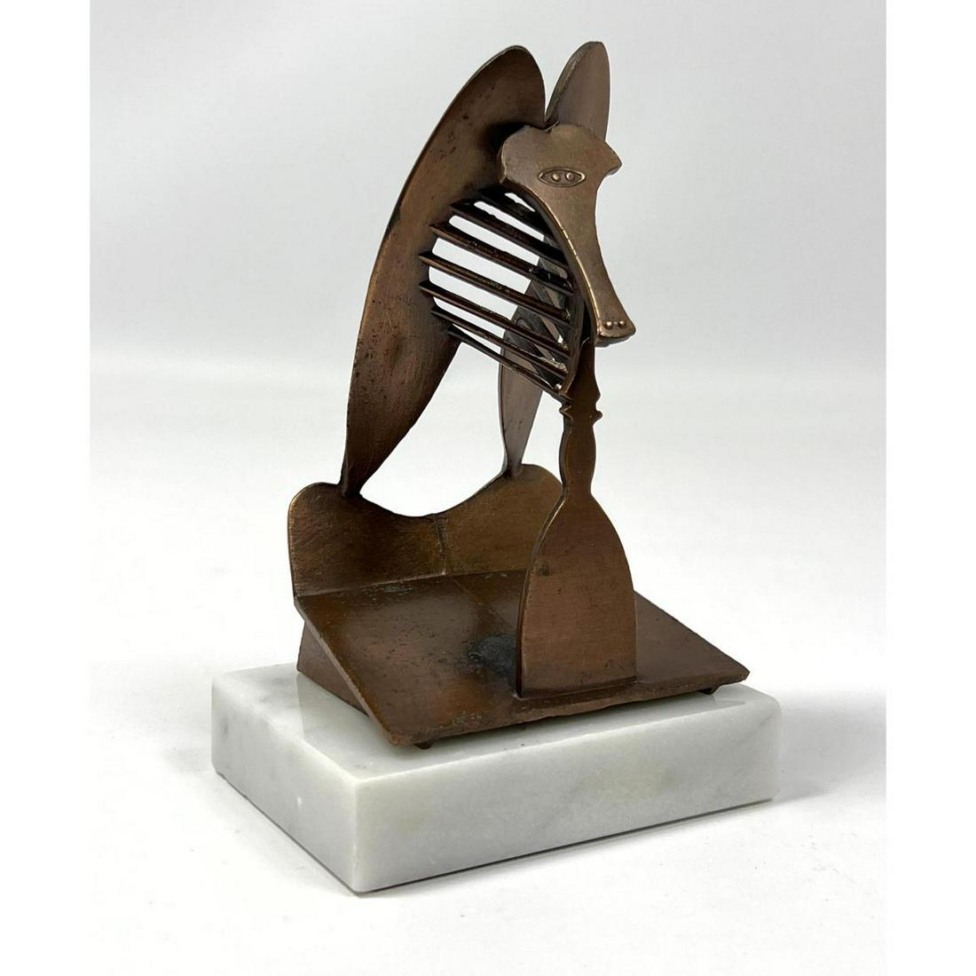 Metal Pablo Picasso Model Sculpture. Chicago landmark. Marble base. Marked 1967 Chgo. Pub. Bldg. Com (1 of 6)