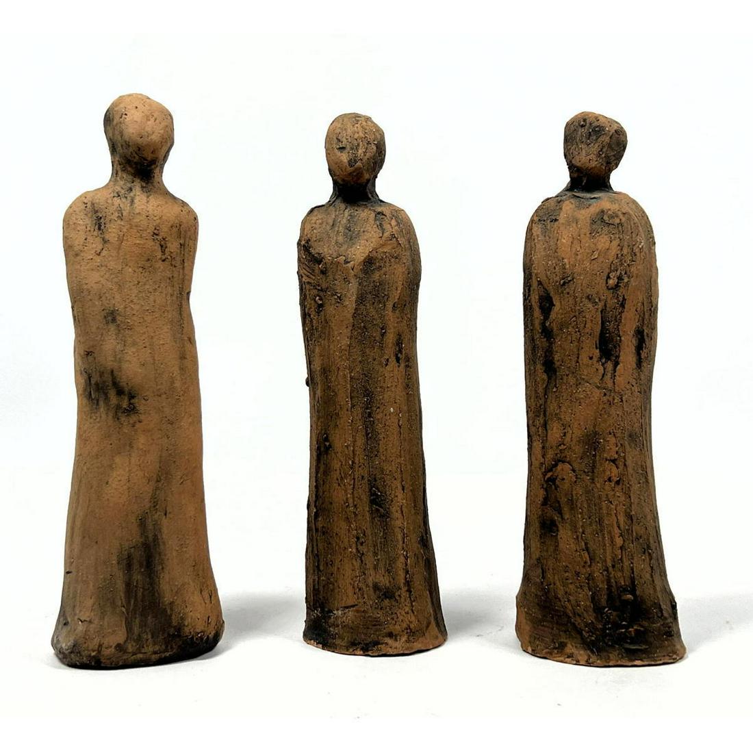 Three modernist terracotta sculptures. Figural. Unknown maker. (1 of 6)
