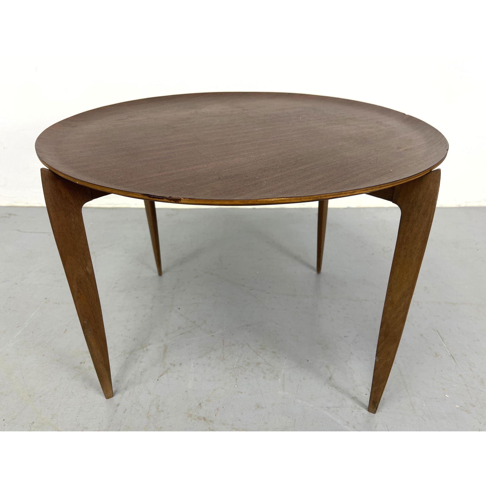FRITZ HANSEN Danish Modern Teak Tray Top Table. Removable teak tray on tapered folding wood legs. Un (1 of 6)