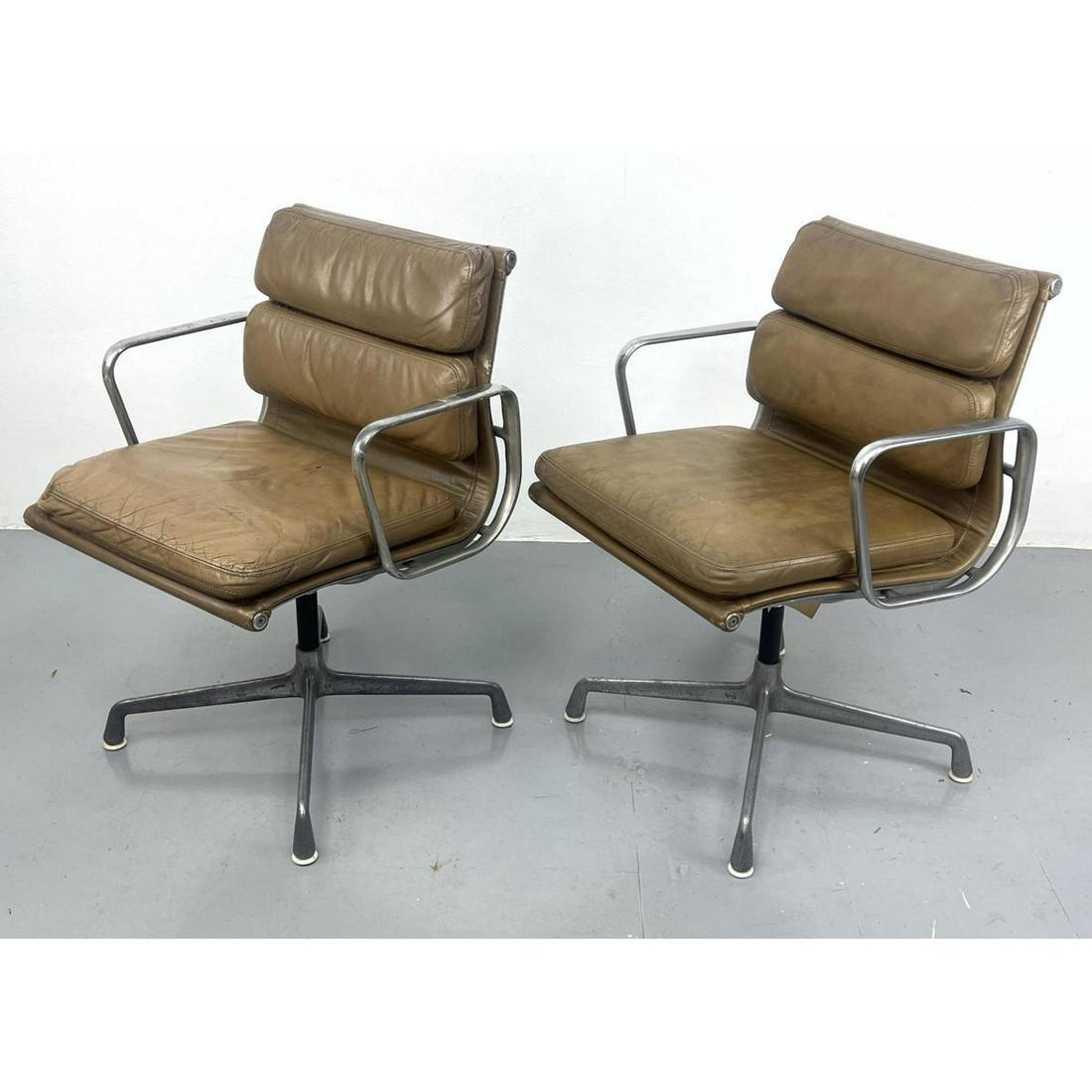 Pr CHARLES EAMES for HERMAN MILLER Desk Chairs. Aluminum Group Management Office Chairs. Soft pad. (1 of 17)