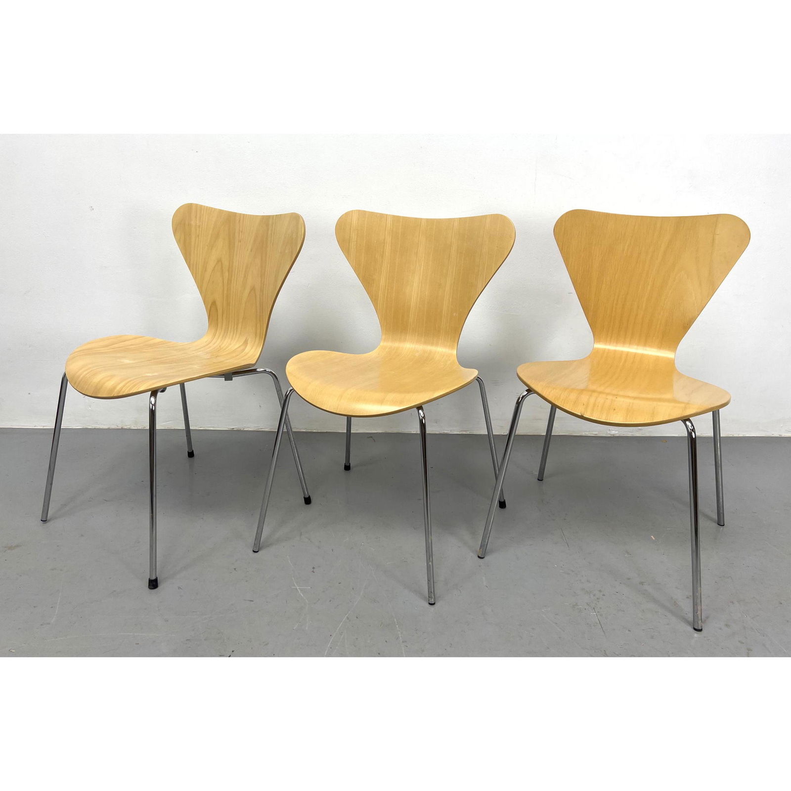 Set of 3 Arne Jacobsen Fritz Hansen Chair.  Molded Wood and Steel. Series 7 (1 of 10)