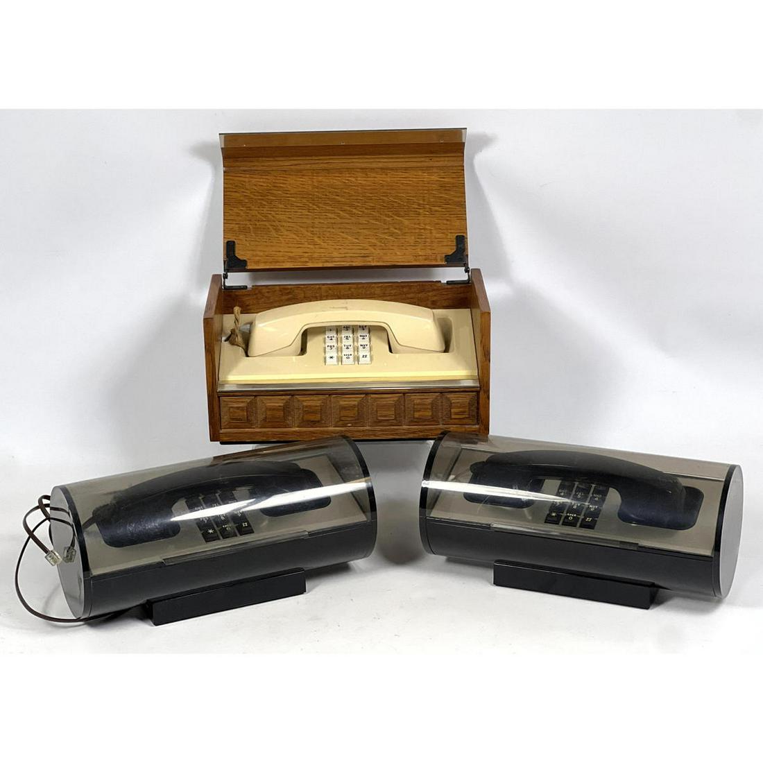 3pc Collection Modern Design Telephones. Each come in storage box. (1 of 12)
